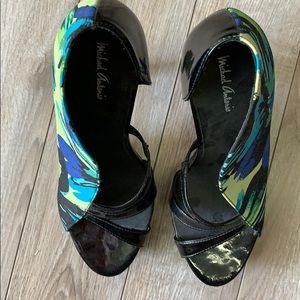 Micheal Antonio size 10 very unique heels
